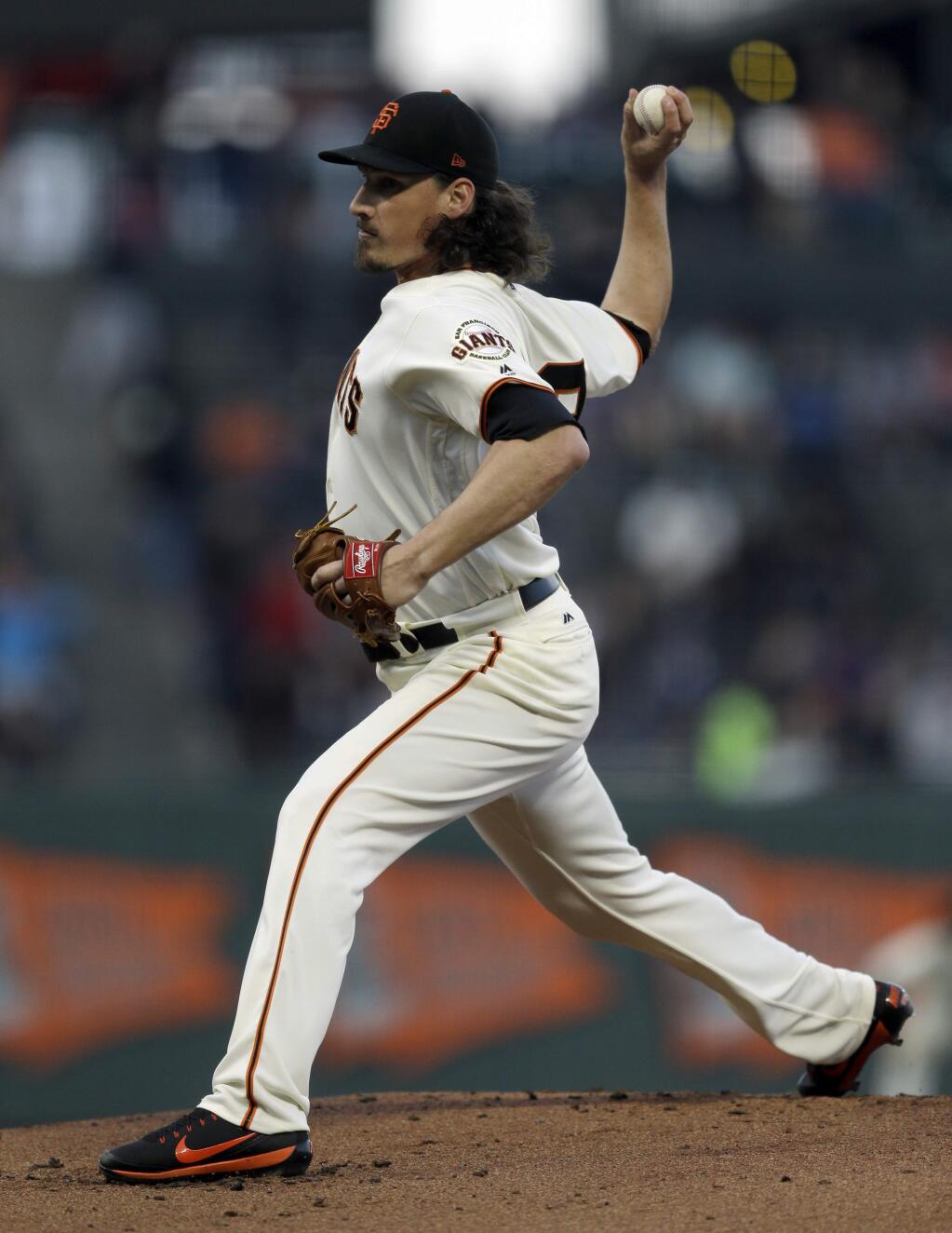 San Francisco Giants pitcher Jeff Samardzija works against the Milwaukee Brewers during the first inning of a baseball game Tuesday, Aug. 22, 2017, in San Francisco. (AP Photo/Ben Margot)