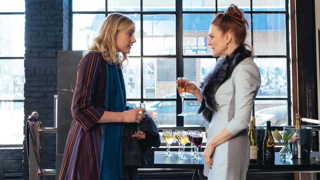 Sony Pictures ClasGreta Gerwig as Maggie and Julianne Moore as Georgette in the rom-com farce, 'Maggie's Plan.'