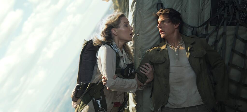 Annabelle Wallis and Tom Cruise are afraid of falling and reading the reviews of 'The Mummy.'