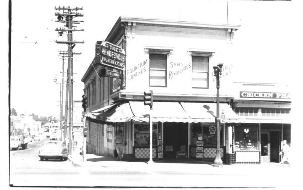 Sam's Rendezvous was one of Petaluma's most popular gathering places in the 1950s. (SONOMA COUNTY LIBRARY HERITAGE COLLECTION)