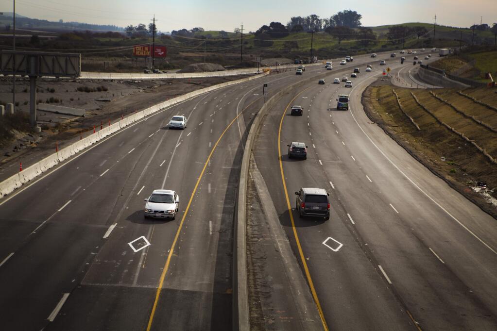 Petaluma, CA, USA. Tuesday, December 17, 2019._ Transportation officials on Monday opened the first new section of Highway 101 carpool lanes. Expansion work continues on the freeway.(CRISSY PASCUAL/ARGUS-COURIER STAFF)