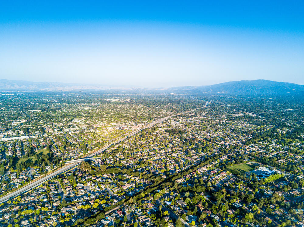 Aerial photo of Silicon Valley in California. (Uladzik Kryhin/Shutterstock)