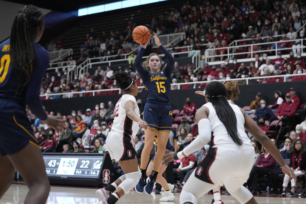 Cal guard Kemery Martin (15), shown against Stanford on Dec. 23, scored a game-high 23 points in a loss to UCLA (AP Photo/Godofredo A. Vásquez)
