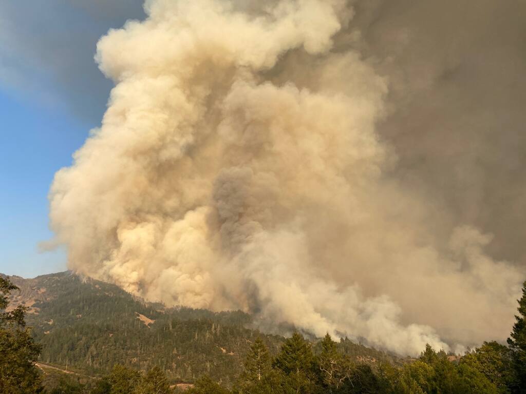 The Glass fire heads toward the palisades south of Mount St. Helena on Wednesday, Sept. 30, 2020. (Kent Porter/The Press Democrat)