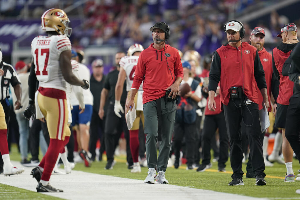 49ers head coach Kyle Shanahan looks on during the second half of a preseason game against the Minnesota Vikings Saturday, Aug. 20, 2022, in Minneapolis. (Abbie Parr / ASSOCIATED PRESS)