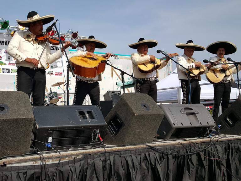 Cinco de Mayo Festival in Santa Rosa, May 5, 2015. (DEREK MOORE / PRESS DEMOCRAT)
