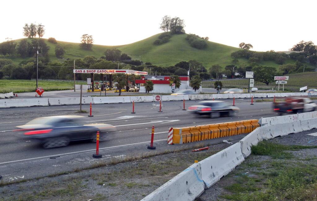 The gas station at Kastania Road in Petaluma has lost access to and from northbound Highway 101. The Kastania driveway is planned to close completely on the week of April 11, along with a direct connector to San Antonio Road. (SCOTT MANCHESTER/ARGUS-COURIER STAFF)