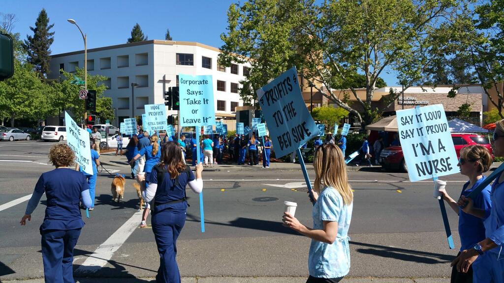 Memorial Hospital nurses on strike in front of Santa Rosa Memorial Hospital, in Santa Rosa on Monday, April 27, 2015. (MARTIN ESPINOZA / PRESS DEMOCRAT)