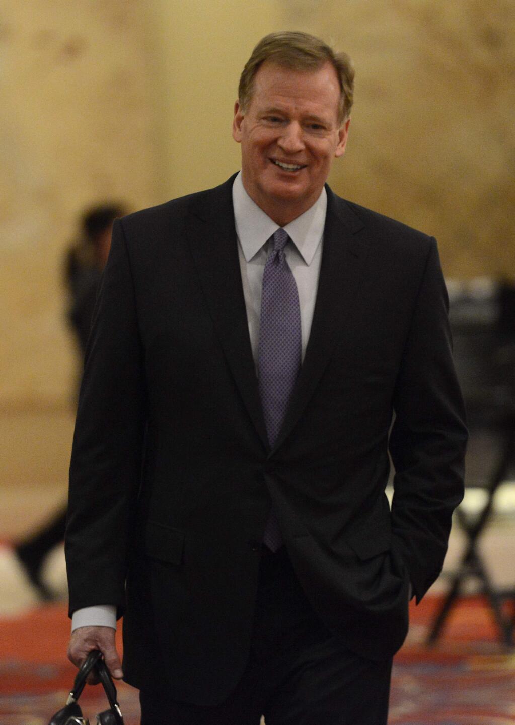 NFL commissioner Roger Goodell arrives before an NFL football owners meeting Tuesday, May 23, 2017, in Chicago. (AP Photo/Paul Beaty)