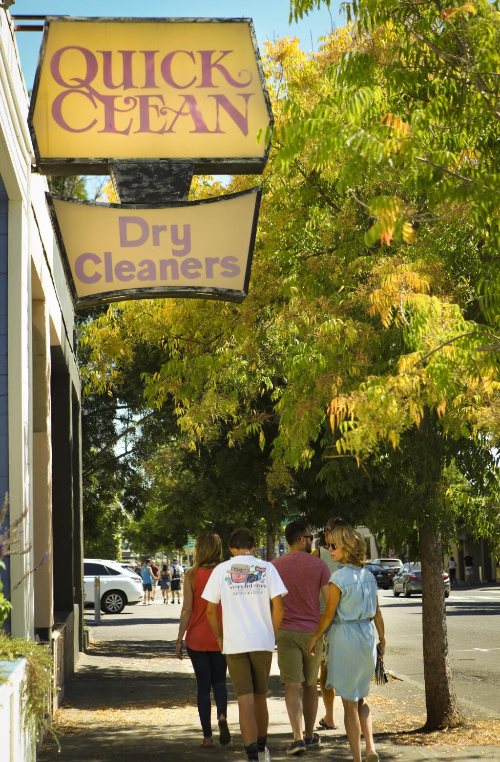 Petaluma, CA, USA._Monday, September 02, 2019._ The Quick Clean dry cleaners in downtown Petaluma is closed and is undergoing an environmental cleanup.(CRISSY PASCUAL/ARGUS-COURIER STAFF)