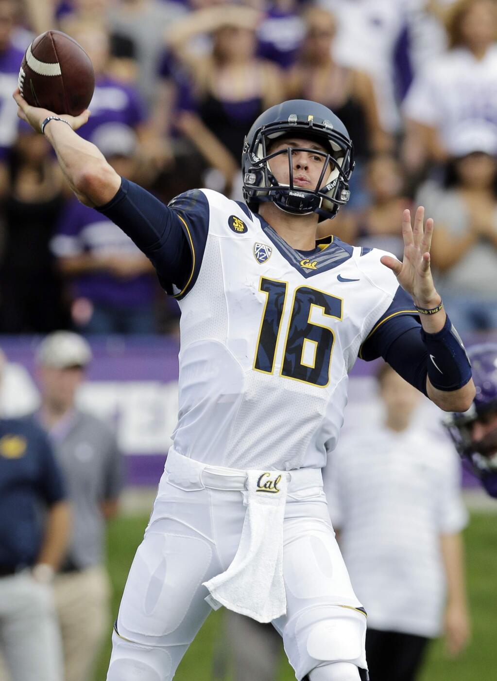 California quarterback Jared Goff (16) throws a pass during the first half of an NCAA college football game against Northwestern in Evanston, Ill., Saturday, Aug. 30, 2014. (AP Photo/Nam Y. Huh)