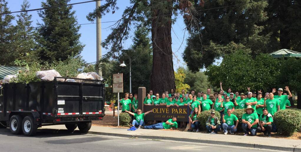 CannaCraft employees and volunteers at Olive Park cleanup in Santa Rosa.