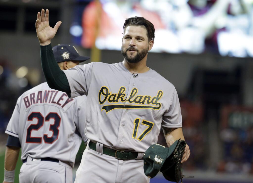 American League's Oakland Athletics first baseman Yonder Alonso (17) waves during the ninth inning at the MLB baseball All-Star Game, Tuesday, July 11, 2017, in Miami. (AP Photo/Lynne Sladky)