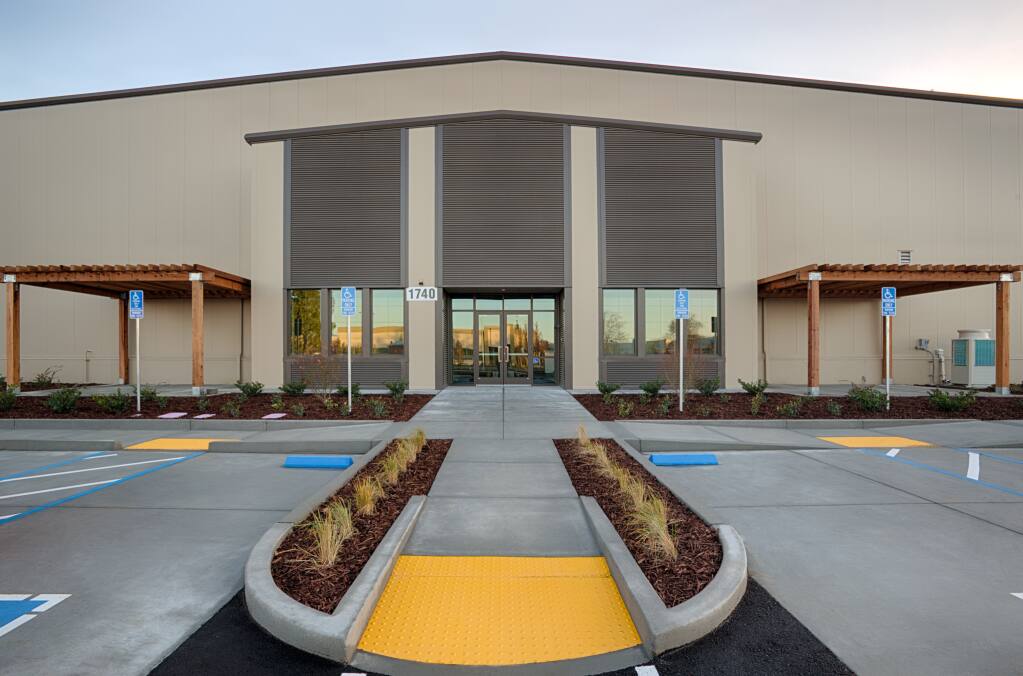 The 70,000-square-foot Building J at 1740 Copperhill Parkway in Santa Rosa near Charles M. Schulz–Sonoma County Airport was completed in November 2020. It’s part of the five-building, 376,000-square-foot Billa Landing project. (courtesy of Keggan & Coppin)