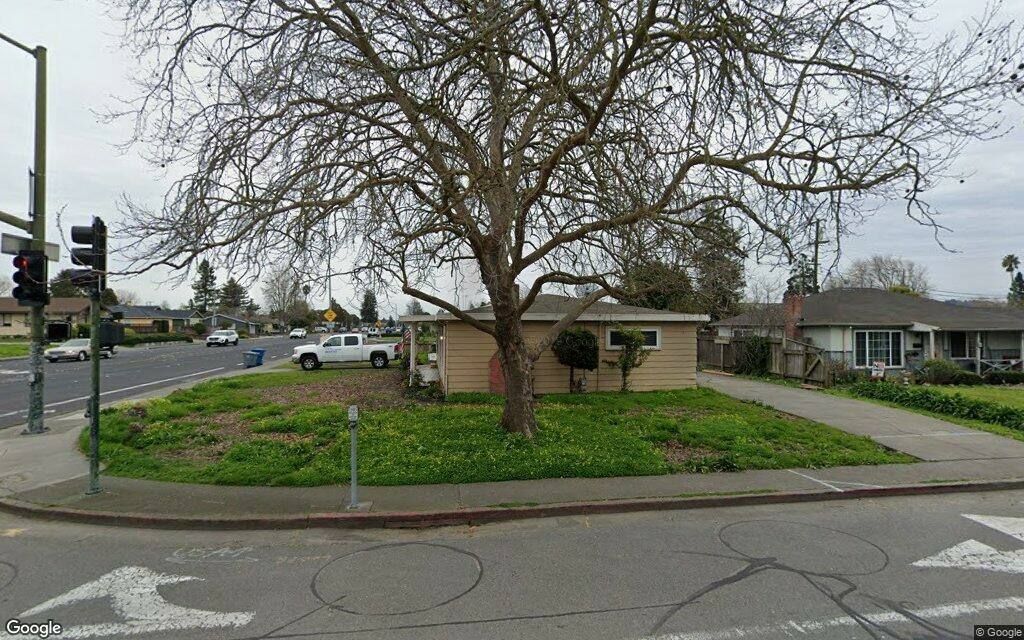 1332 McGregor Avenue, Petaluma, CA (Google Street View)