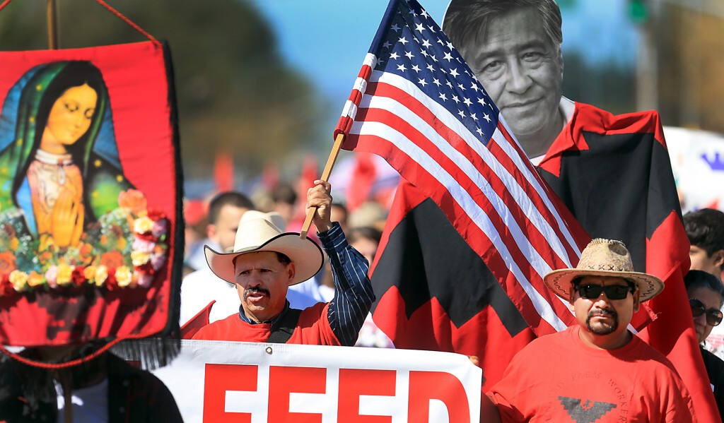 Imágenes de la marcha por la vida de César Chávez en Santa Rosa. Kent Porter / The Press Democrat