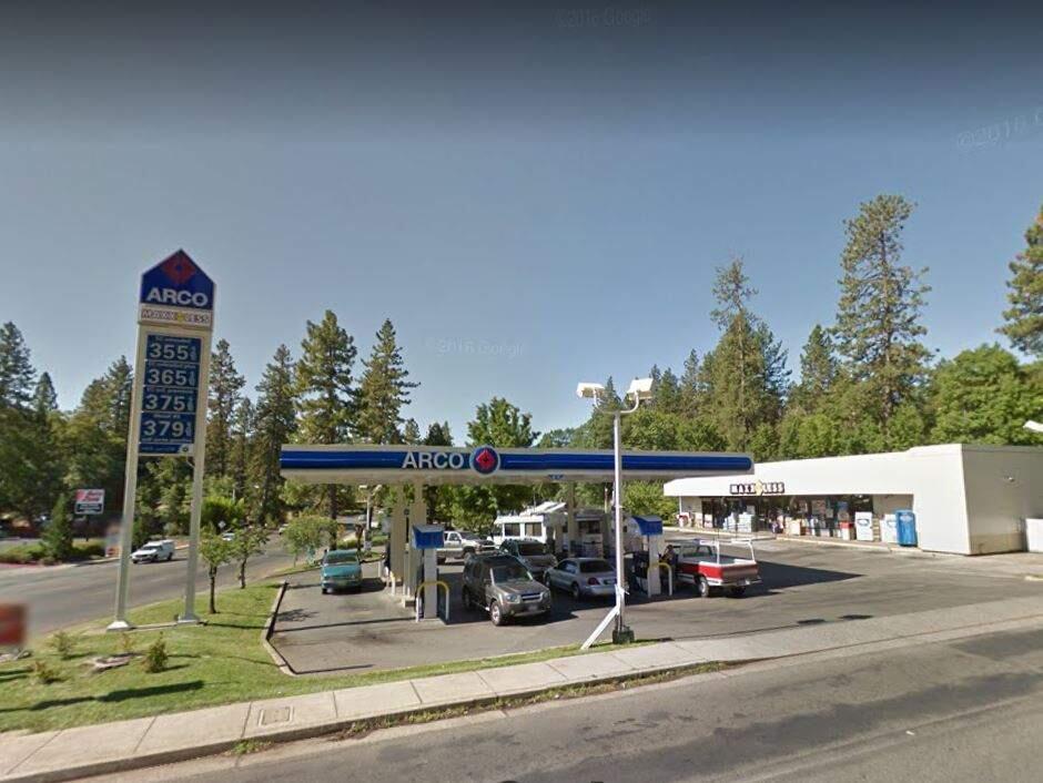 The ARCO station at 7575 Skyway in Paradise before the blaze. (Google Maps)