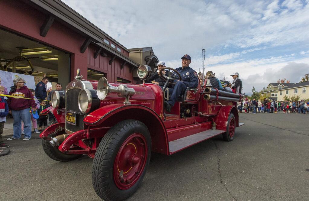The annual Sonoma Valley Fire Department Pancake Breakfast and Open House was held on Sunday, Nov. 12. Hundreds gathered to feast on pancakes, ride in a fire truck, and try their hand at controlling a fire hose. (Photo by Robbi Pengelly/Index-Tribune)