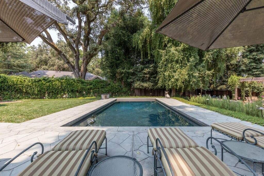 A great spot for relaxing with a good book at 105 Fairway Court, Sonoma. Property listed by Sheila Deignan/ Better Homes & Gardens Real Estate Wine Country Group, bhgre.com, 707-364-1179. (Courtesy of BAREIS MLS)