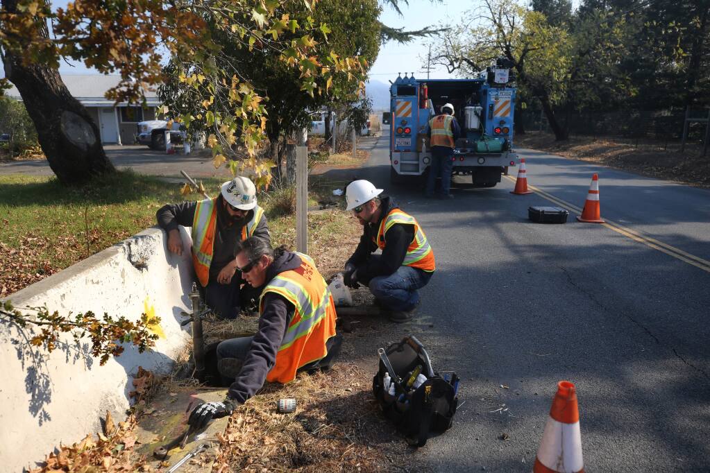 PG&E crewman work to repair a gas line on Lytton Station Rd in Geyserville on Wednesday, October 30, 2019. (BETH SCHLANKER/ The Press Democrat)