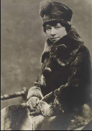 A 1910 portrait of Charmian London in a fur coat, the inspiration for the cover of the novel 'The Secret Life of Mrs. London.'