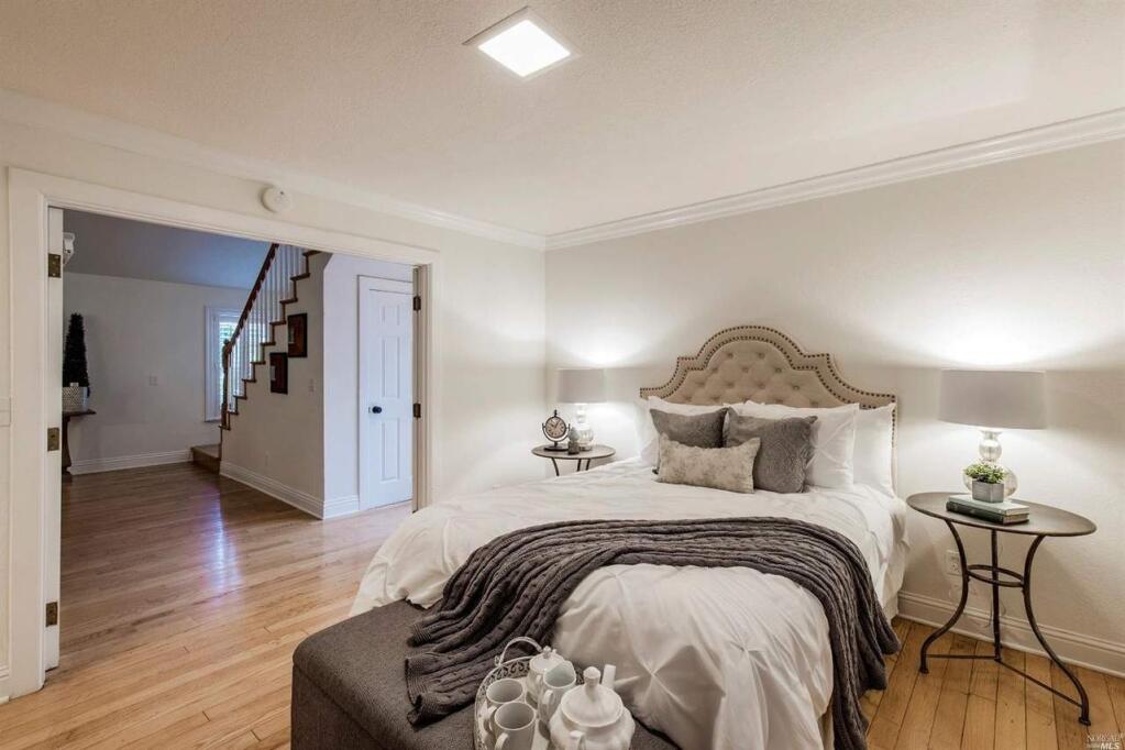 A spacious first floor bedroom perfect for residents with mobility issues at 3100 Wood Valley Road, Sonoma. Property listed by Mark Lesti/ Windermere Napa Valley Properties, mlesti.withwre.com, 707-320-8950. (Courtesy of BAREIS)