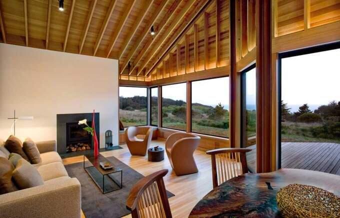AIA Redwood Empire merit award winner in the custom residential category by San Francisco design firm Turnbull Griffin Haesloop for this residence at Sea Ranch Meadow. (DAVID WAKELY)