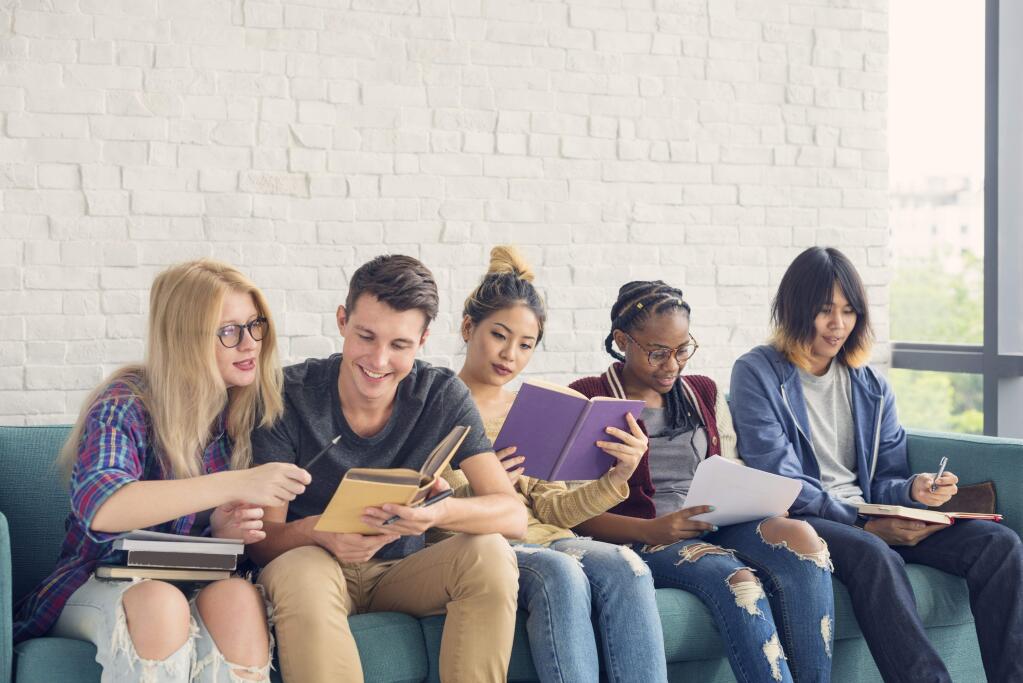 Teens can take part in a Congressional reading challenge this summer.