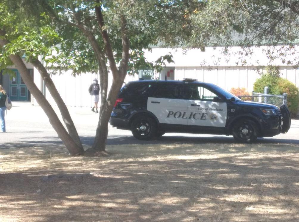 Police investigate a bomb threat at Casa Grande High School in Petaluma, Thursday, Sept. 30, 2021. (AMELIA PARREIRA/ARGUS-COURIER STAFF)