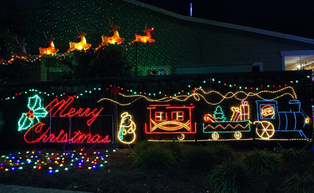 Petaluma, CA, USA. Tuesday, December 13, 2016._ Homes on the Christmas lights driving tour in Petaluma. 1803 Hartman Lane (CRISSY PASCUAL/ARGUS-COURIER STAFF)