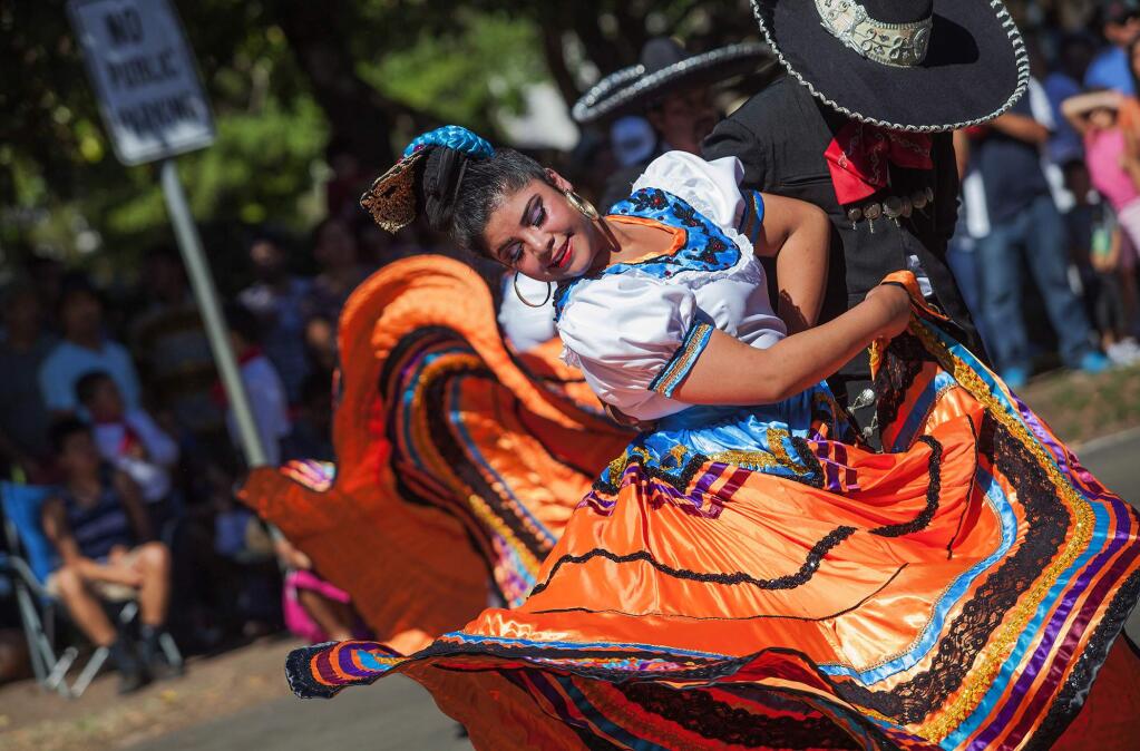 Mexican Independence Day on the Plaza. (Robbi Pengelly/Index-Tribune)