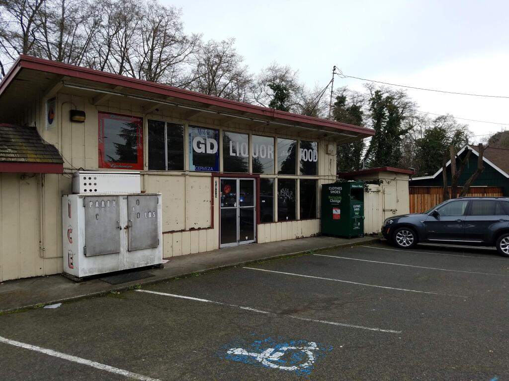Kevin McCallum / The press DemocratSanta Rosa is buying the vacant GD Liquor and Food building Fourth Street and Farmer's Lane at one of the city's busiest intersections.