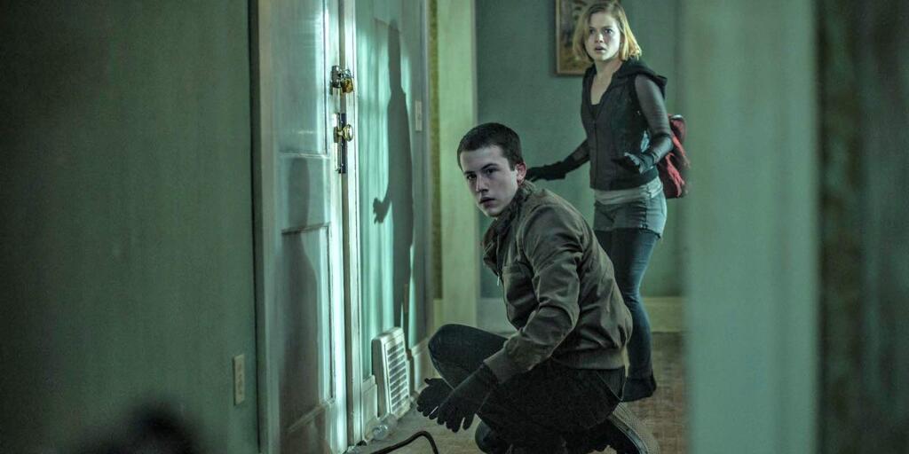 Alex (Dylan Minnette) and Rocky (Jane Levy) have no idea what they have gotten themselves into in the dark psych thrilled, 'Don't Breathe.'
