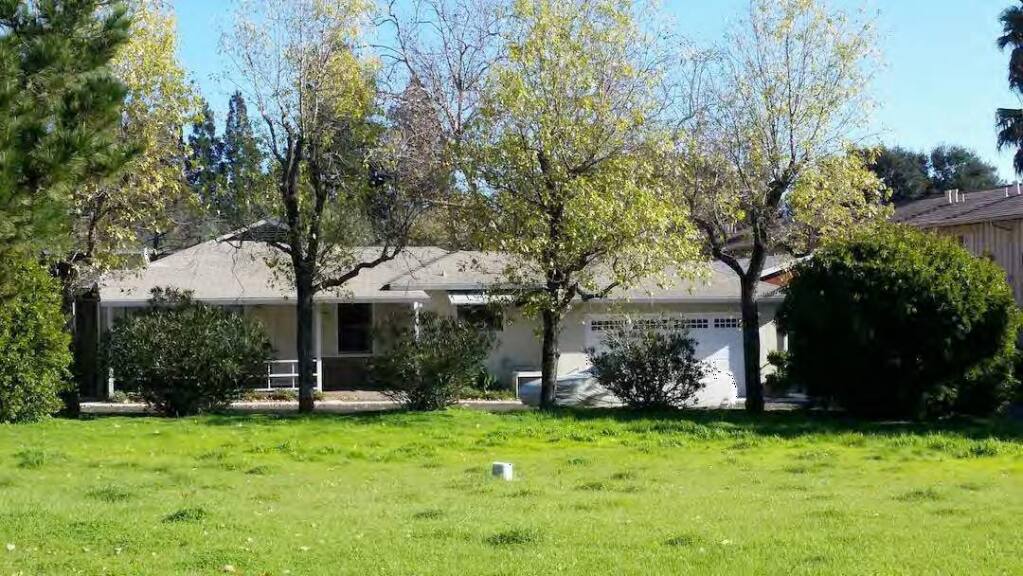 House at 19410 Sonoma Highway would be demolished to make room for two 2-story apartment buildings in a new development plan coming before the Planning Commission Feb. 9, 2017. (Submitted photo)