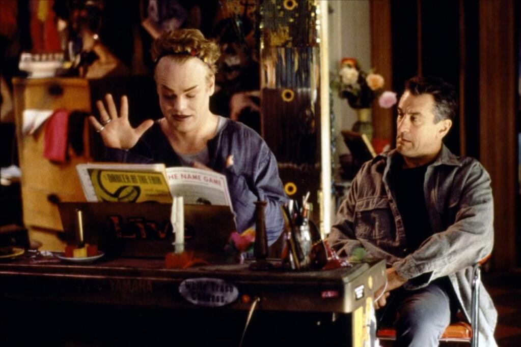 Philip Seymour Hoffman and Robert De Niro ham it up in the odd-couple buddy comedy 'Flawless.'