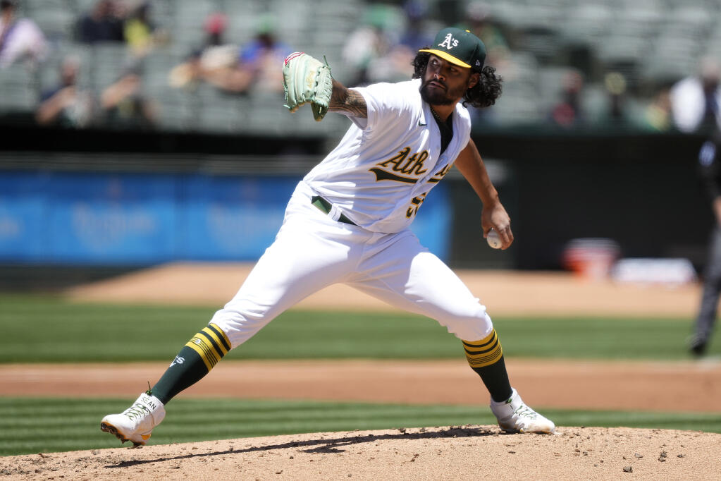 Oakland Athletics starting pitcher Sean Manaea delivers against the Arizona Diamondbacks during the second inning on Wednesday, June 9, 2021, in Oakland. (Tony Avelar / ASSOCIATED PRESS)