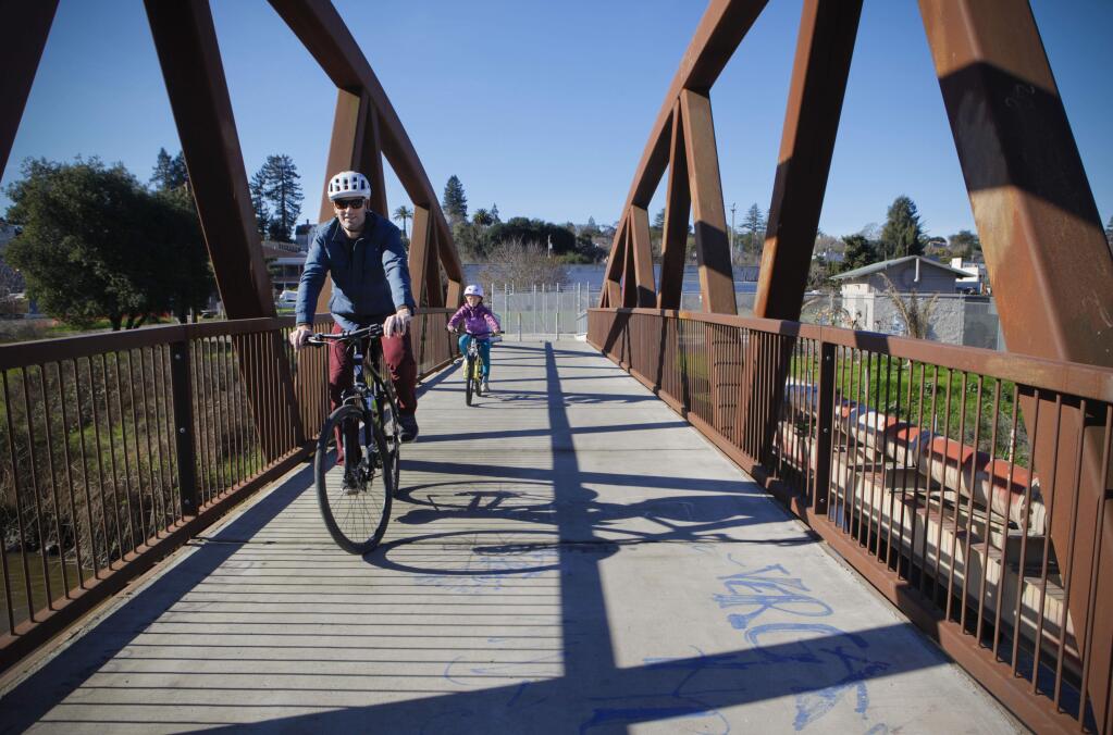 Petaluma, CA, USA. Saturday, January 20, 2018._ Petaluma expects to complete a 13-year bike path project with the final phase by the Lynch Creek pedestrian bridge, linking Water Street to East Washington (CRISSY PASCUAL/ARGUS-COURIER STAFF)