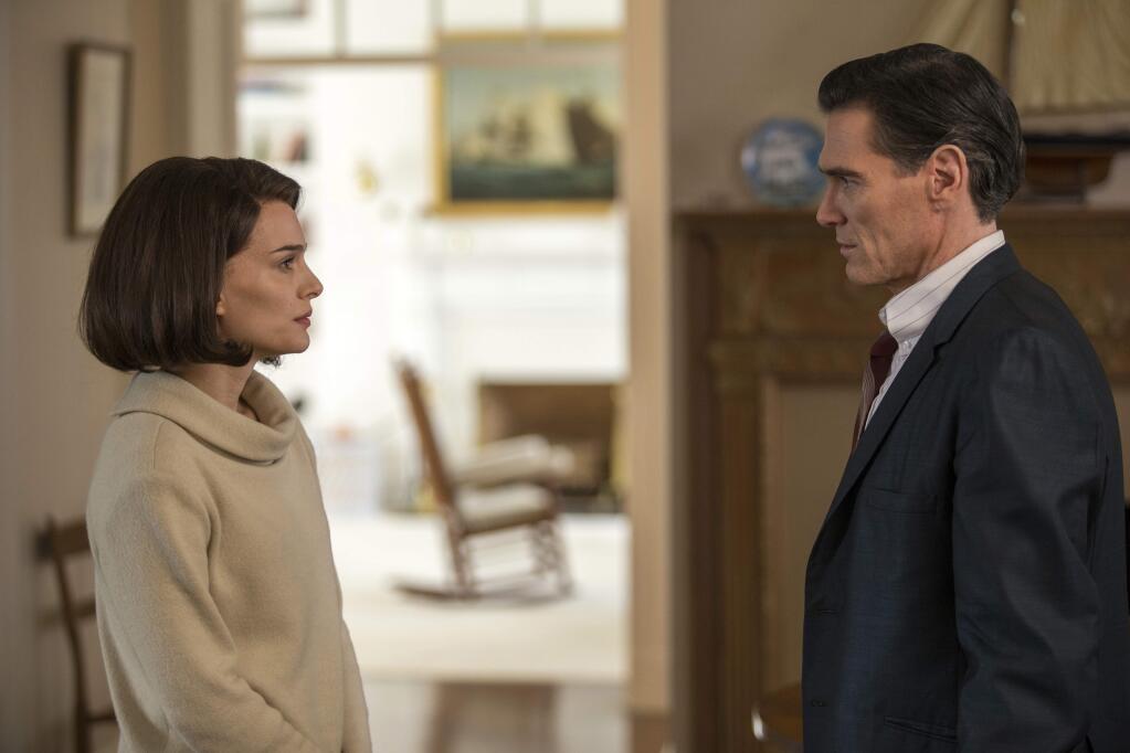 This image released by Fox Searchlight shows Natalie Portman as Jackie Kennedy, and Billy Crudup in a scene from the film, 'Jackie.' (William Gray/Fox Searchlight via AP)