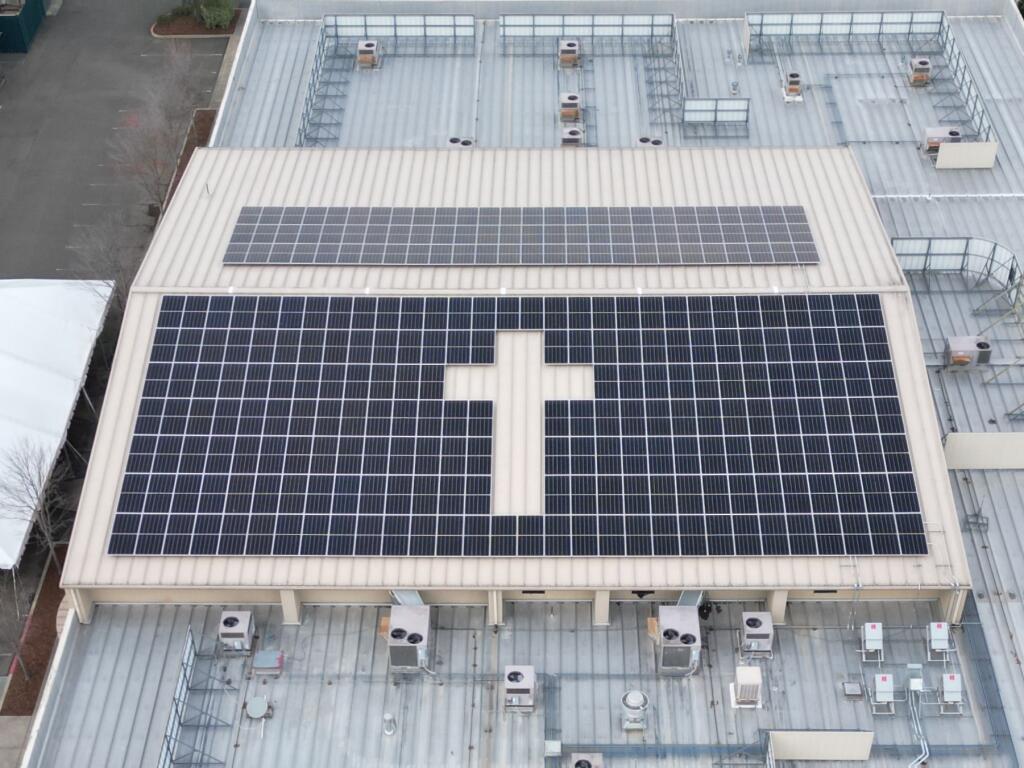 Bayside Church’s new solar panels are arranged in the shape of a cross on the roof. (courtesy of SolarCraft)