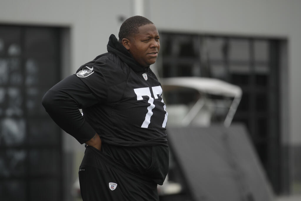 The Oakland Raiders’ Trent Brown during practice in Alameda, Tuesday, Aug. 20, 2019. (Jeff Chiu / ASSOCIATED PRESS)