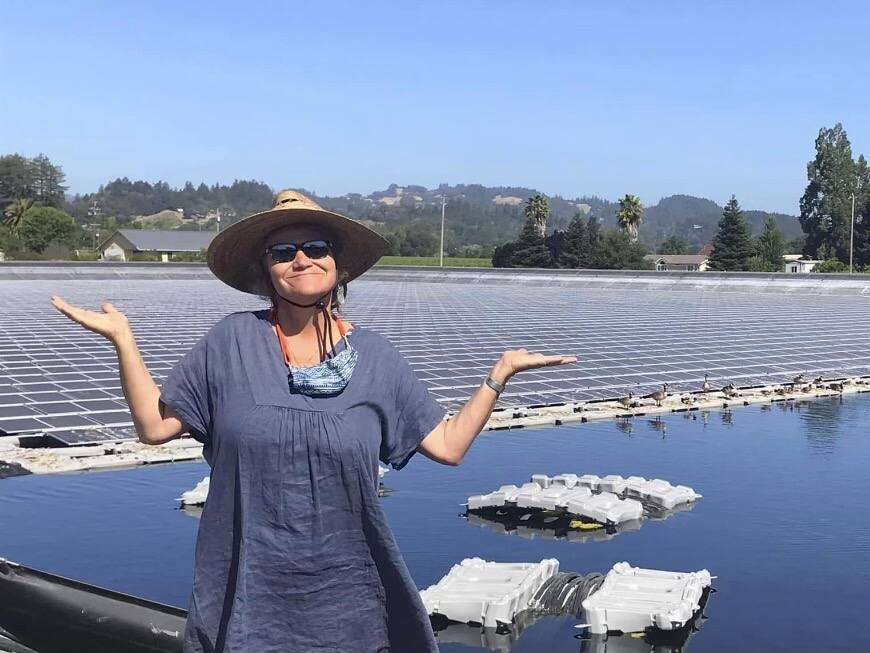 June 2021, during severe drought, former Mayor Brigette Mansell tours the wastewater treatment plant’s completed floating solar project.