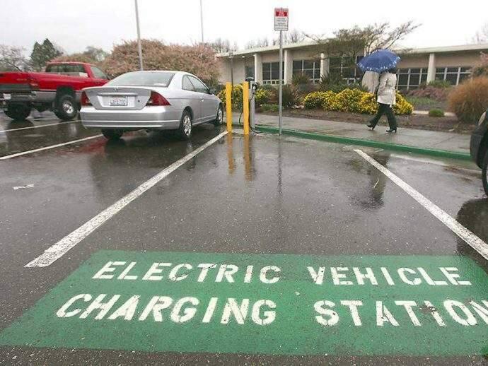 Sonoma Clean Power customers may be eligible for a free electric vehicle charging station.