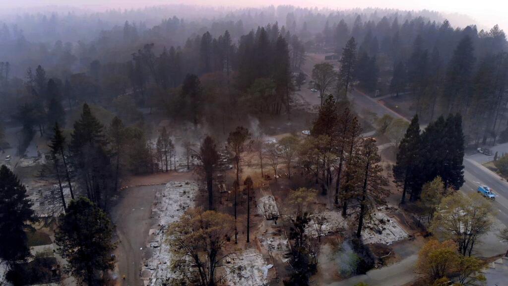 The town of Paradise after the Camp fire burned through last fall. (CAROLYN COLE / Los Angeles Times)