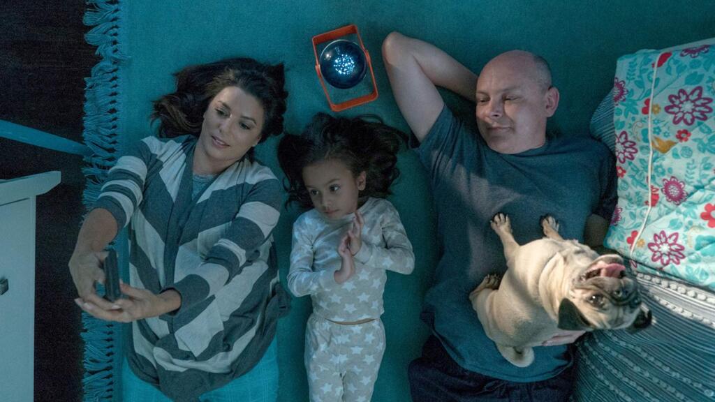 Eva Longoria and Rob Corddry play a couple learning to live together with an adopted daughter when Mabel, a wayward dog shows up and helps everyone bondin 'Dog Days.' (LD Entertainmant)