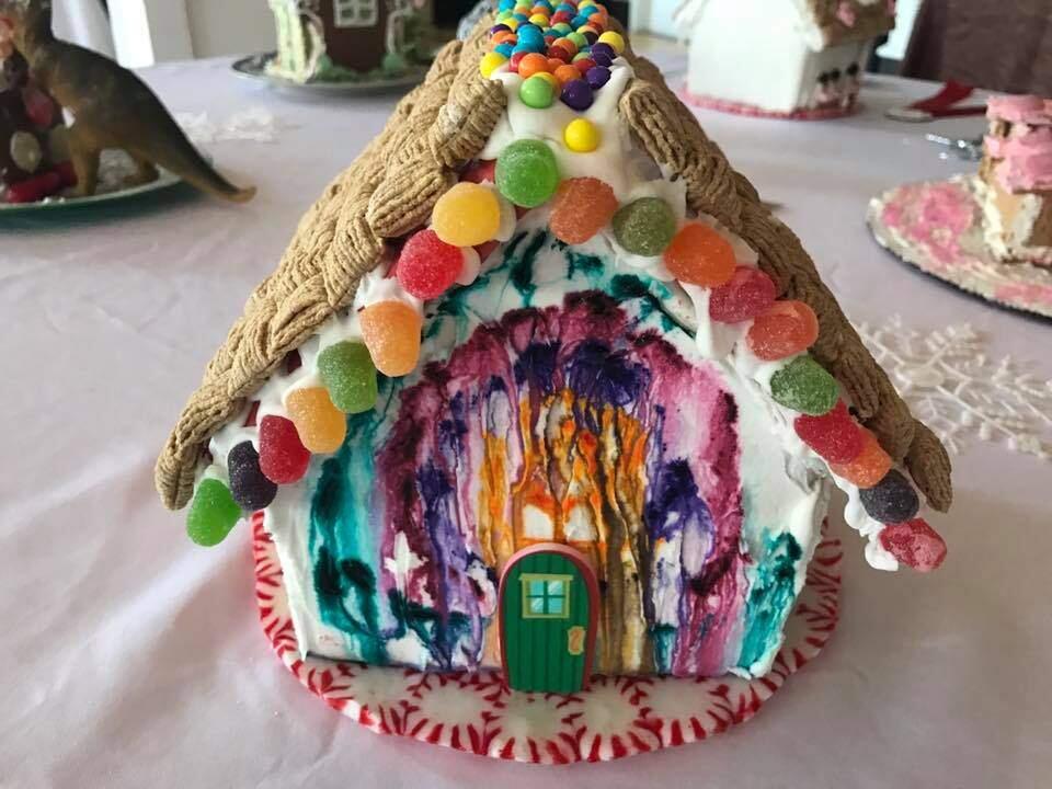 Hotel Petaluma to host second annual Gingerbread House competition