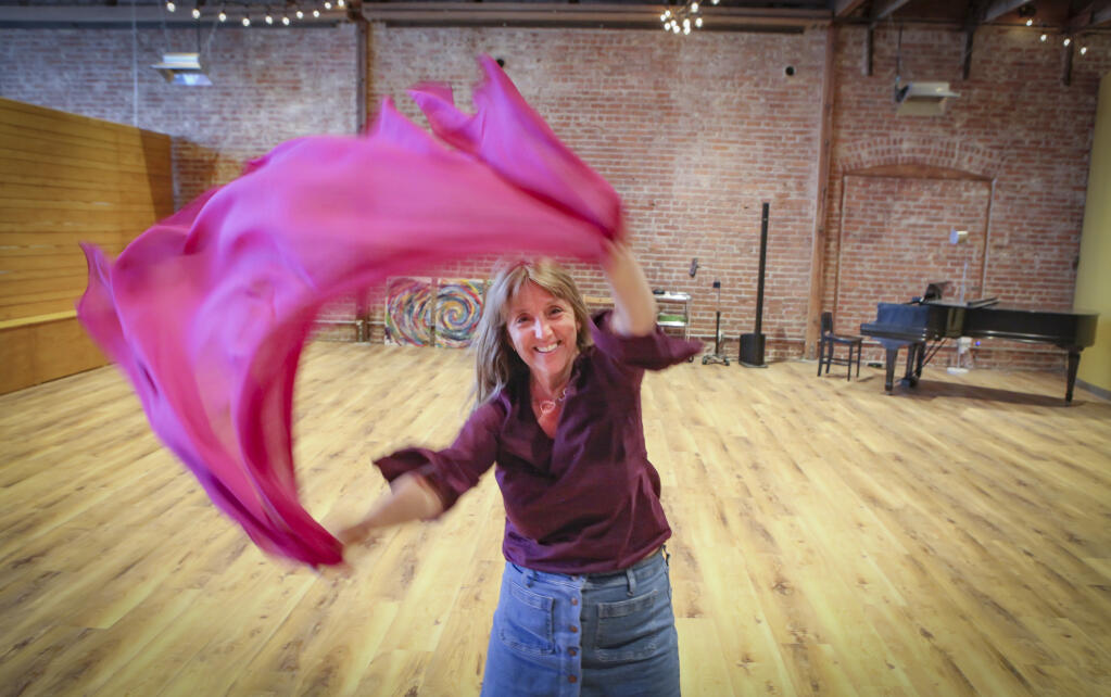 Elizabeth McKoy’s Artaluma offers creative dance classes as well as visual arts in its large open space in downtown Petaluma._Monday, April 11, 2022._Petaluma, CA, USA. _ (CRISSY PASCUAL/ARGUS-COURIER STAFF)