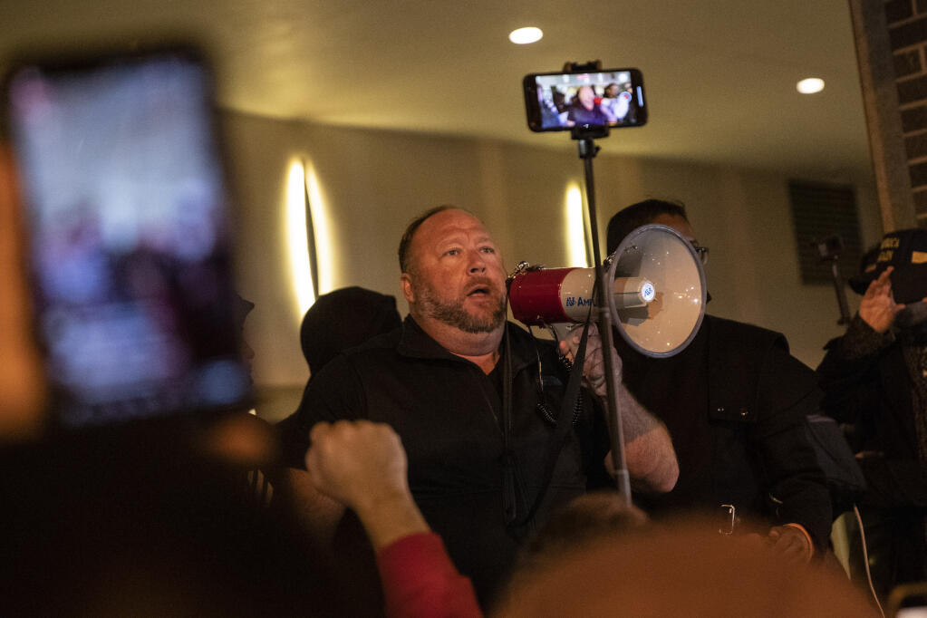 Alex Jones lost a fourth defamation lawsuit filed by families of children killed in the Sandy Hook massacre. (VICTOR J. BLUE / New York Times, 2020)