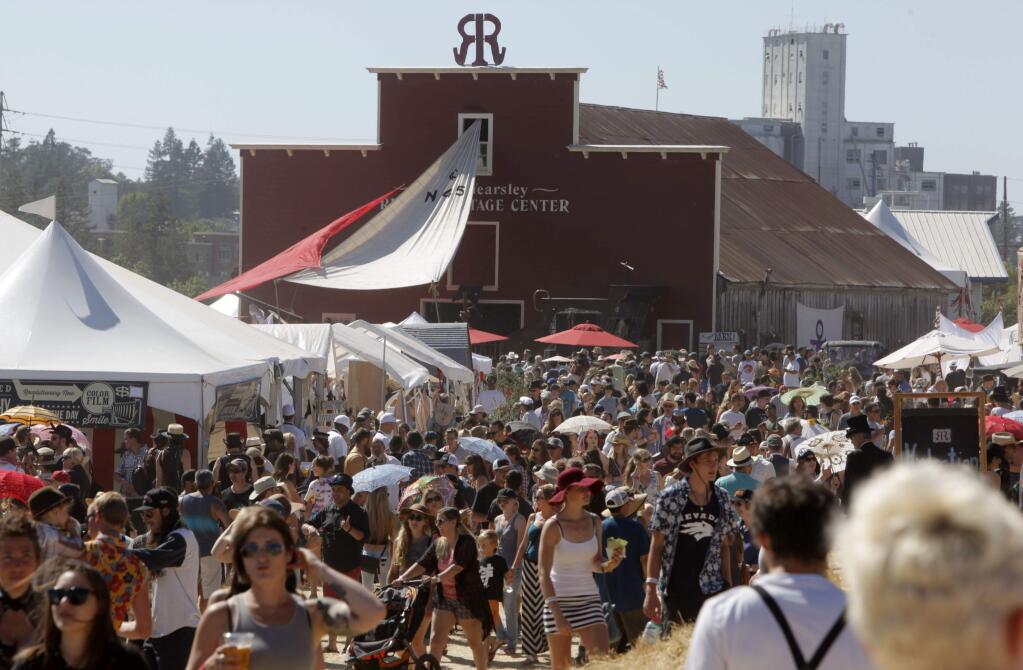 Petaluma, CA, USA.Saturday, July 16, 2016. The annual Rivertown Revival on the Petaluma River brought in a huge crowd that was entertained by music, art ,vendors and boat rides. The proceeds benefit the Friends of the Petaluma River (FOPR).(CRISSY PASCUAL/ARGUS-COURIER STAFF)