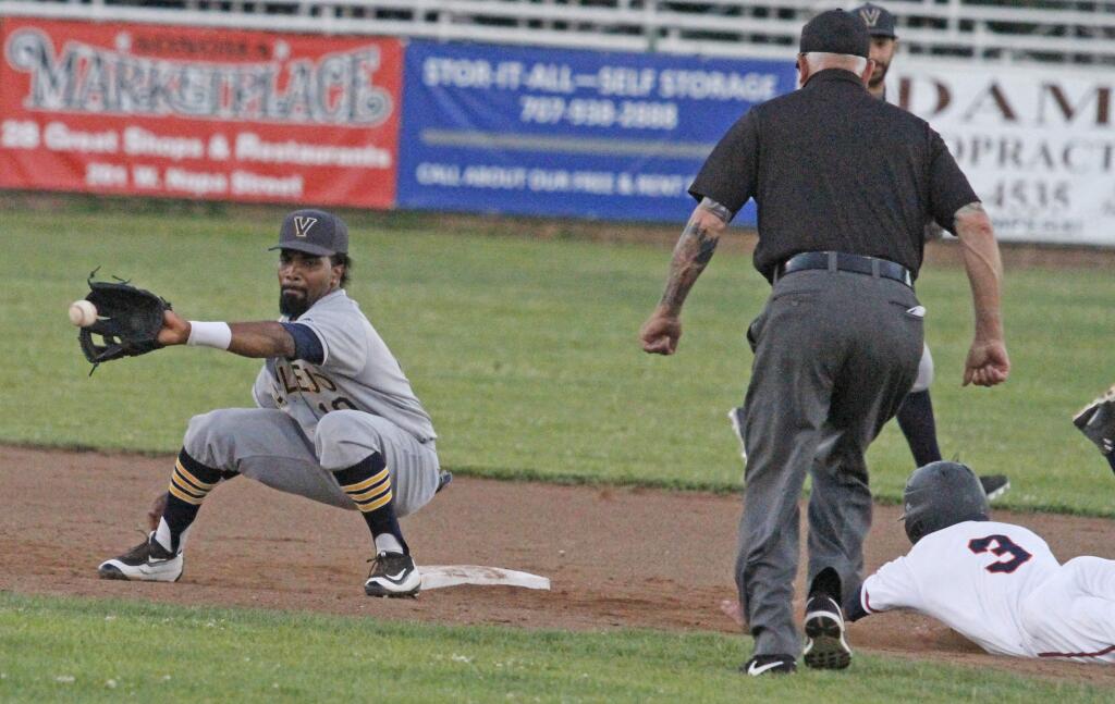 Bill Hoban/Index-TribuneSonoma's Matt Lococ steals second during Friday's game with the Vallejo Admirals. Sonoma won Friday's game, but dropped both Saturday's and Sunday's games to the Admirals.