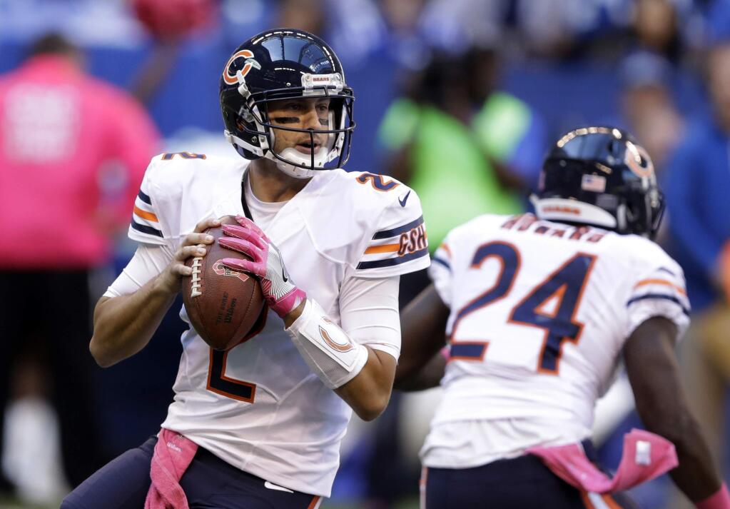 Chicago Bears quarterback Brian Hoyer throws against the Indianapolis Colts during the first half in Indianapolis, Sunday, Oct. 9, 2016. (AP Photo/Darron Cummings)